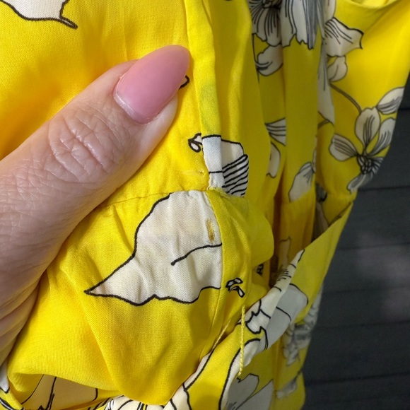 NWT Alice + Olivia Susana Yellow Floral Wrap Mini Dress Begonia Citrus Sz 10 - Picture 15 of 15